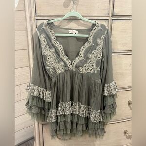Umgee Sage Lace Ruffle Blouse/Dress